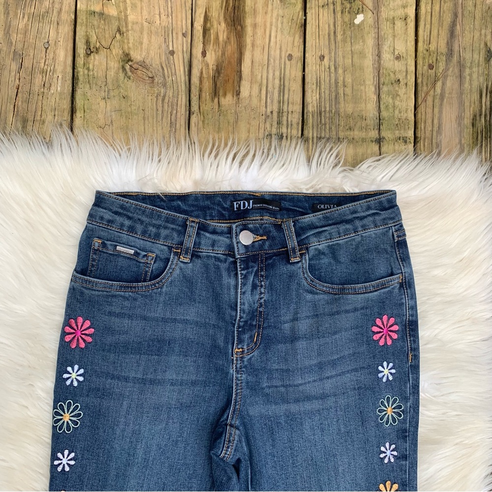 French Dressing Jeans Olivia Pencil Crop Jeans View 3